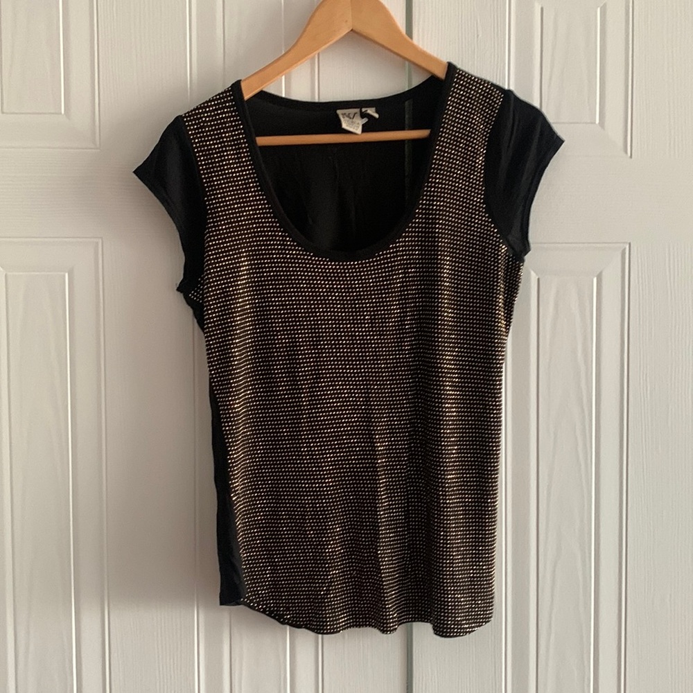 Nevada Black T-shirt with gold sequins